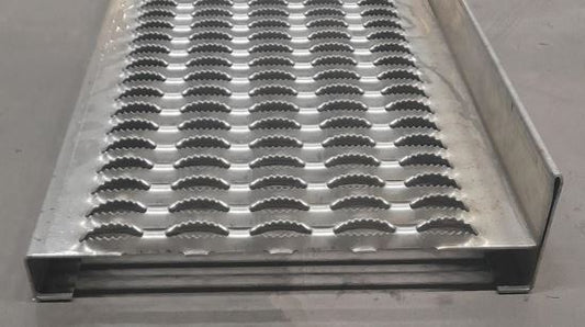 TREADPLATE CATWALK FERROSTAR