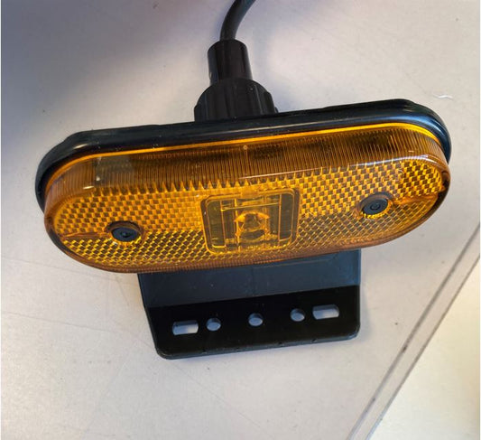 SIDE-MARKER LAMP UNIPOINT LED 90 1.5M ASS3